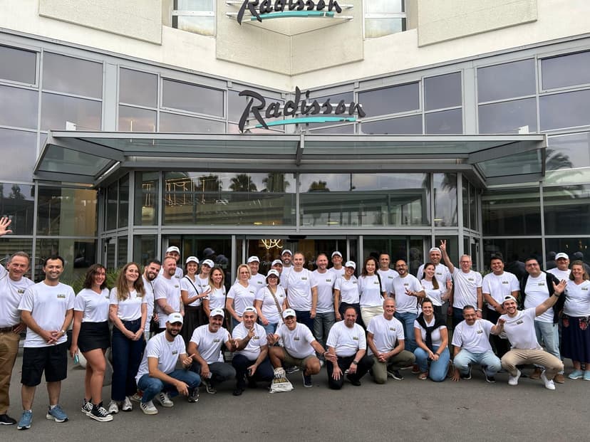 Fransanın Nitsa şəhərində keçirilən distributor toplantısı